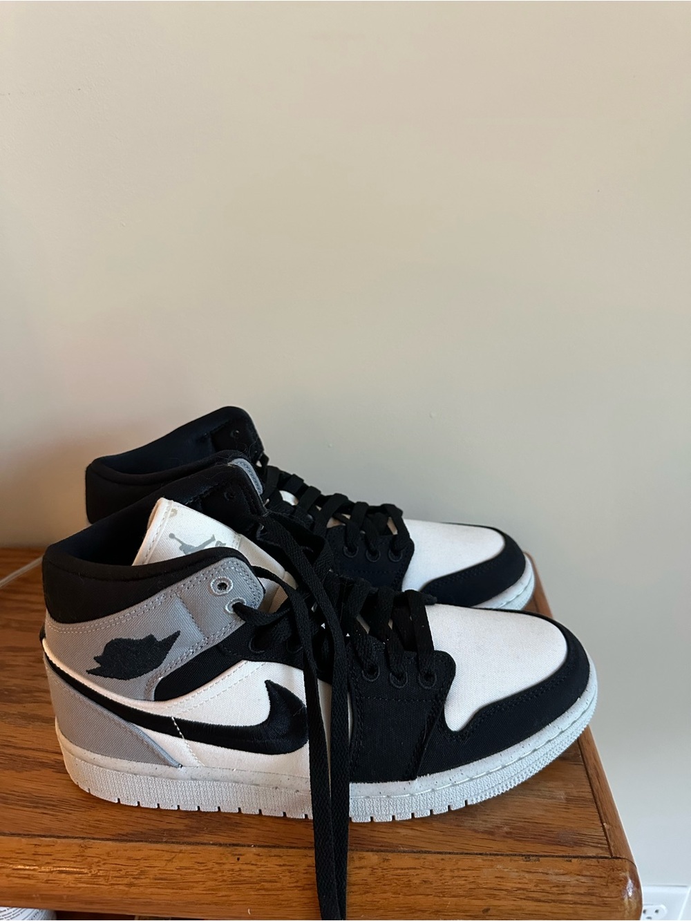 Jordan High-Top Sneakers in Black and Cream - Picture 4 of 6